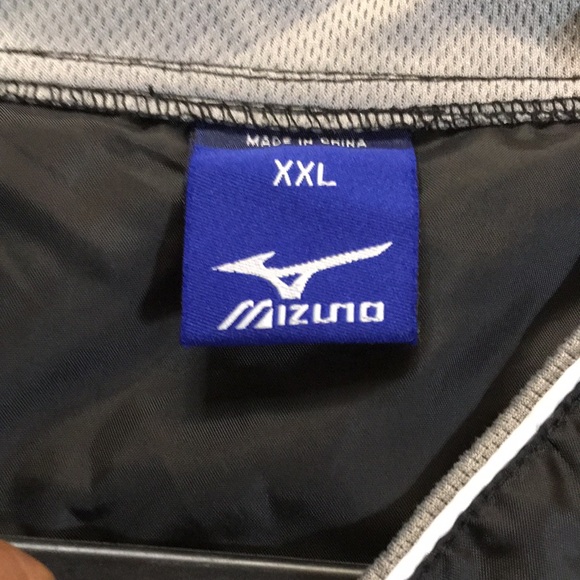 XXL black and gray Mizuna shorts sleeves wind breaker pullover - Picture 4 of 5